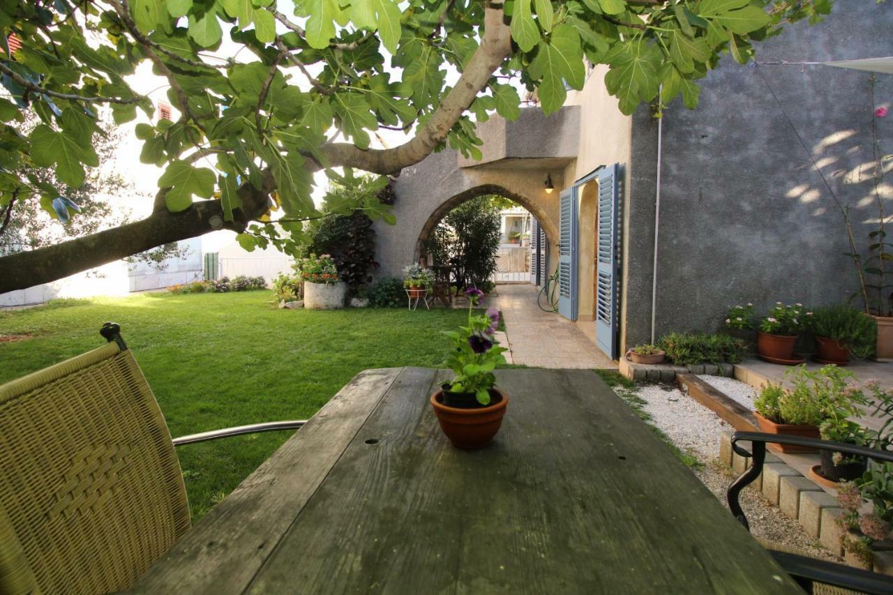 Apartment Olive Garden Punat Extérieur photo